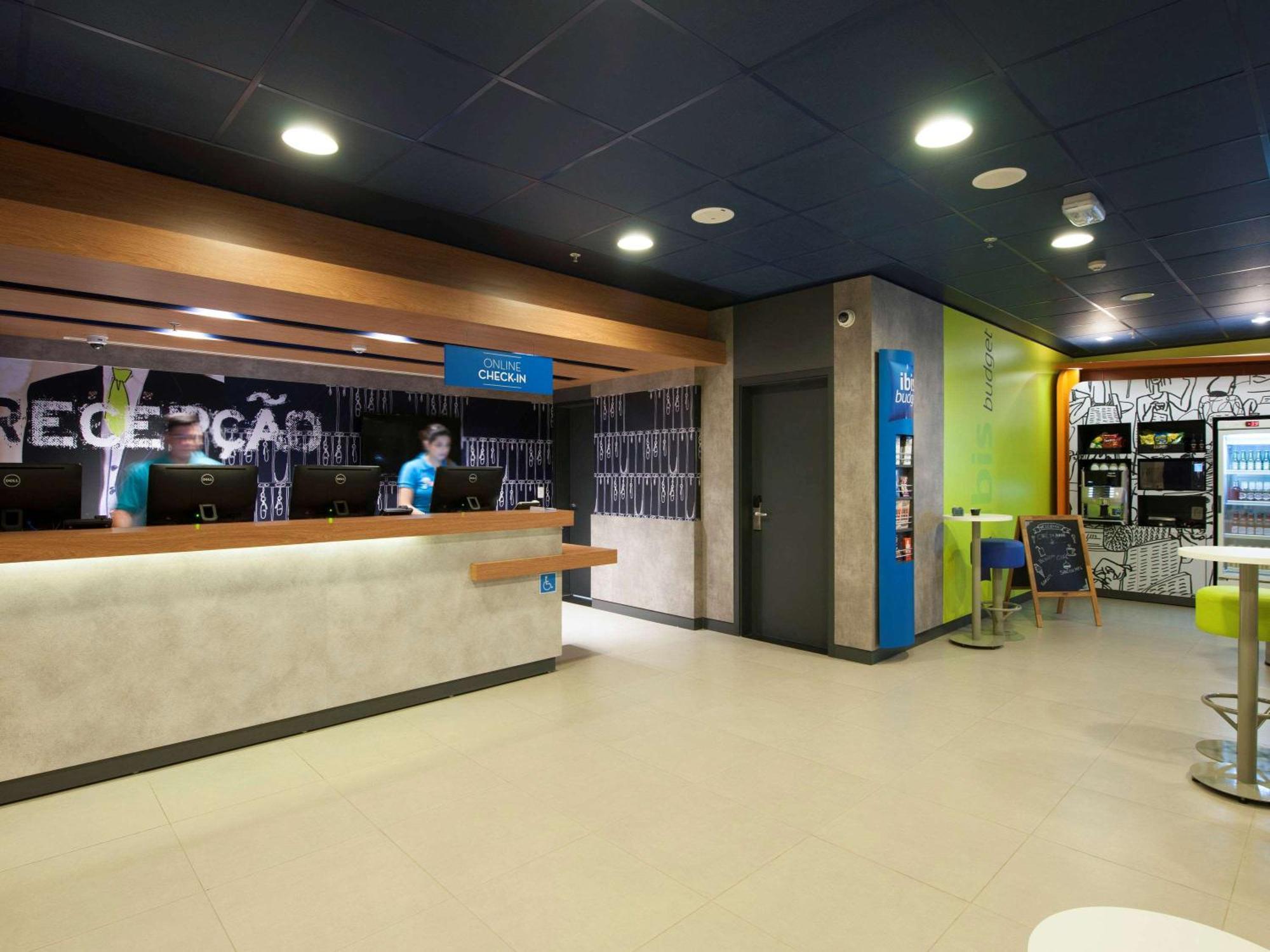 Ibis Budget Aquidaban Hotel 2*